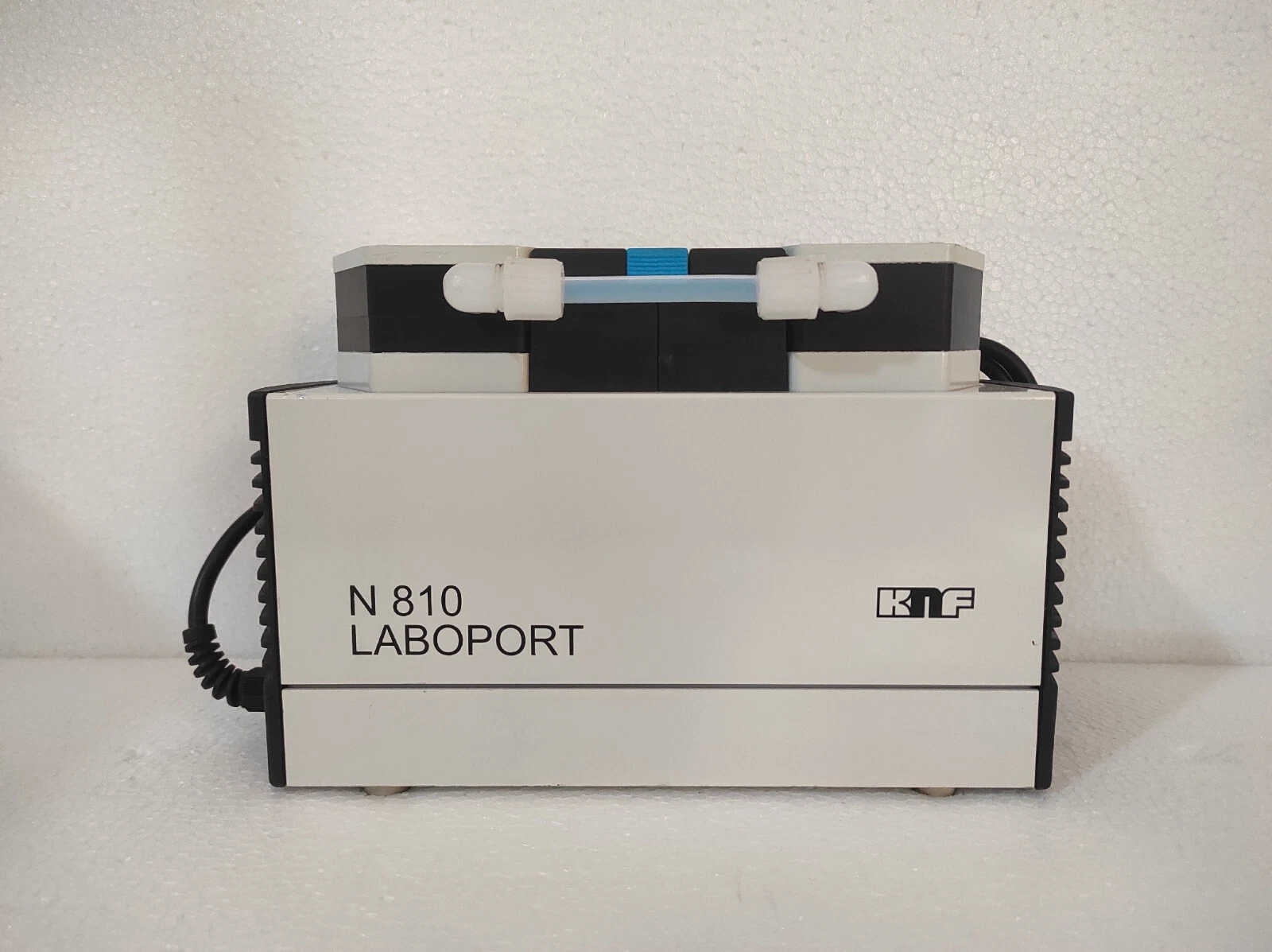 KNF N810.3 FT.18 Membrane Diaphragm Vacuum Pump